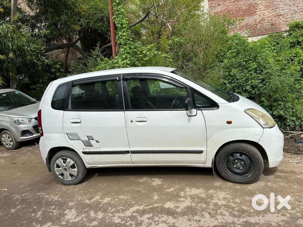 Maruti Suzuki Zen Estilo 2009