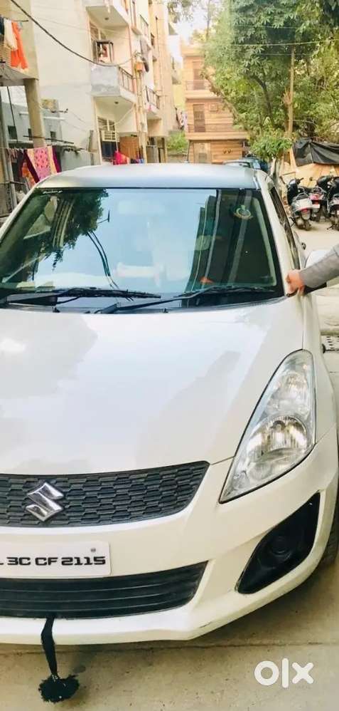Swift Lxi Maruti 2015