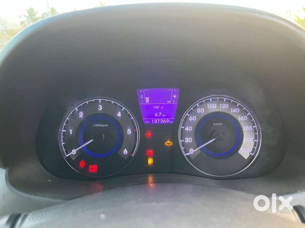 Hyundai Verna Fluidic 1.6 Crdi Sx, 2014, Diesel