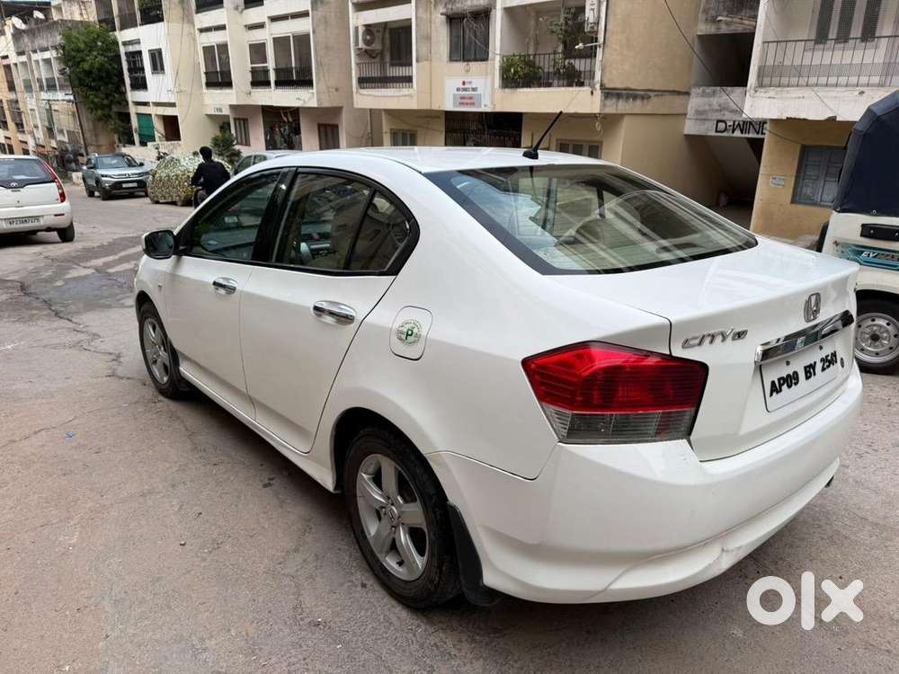 Honda City Ivtech Petrol 2010 --excellent Condition. Ready To Drive