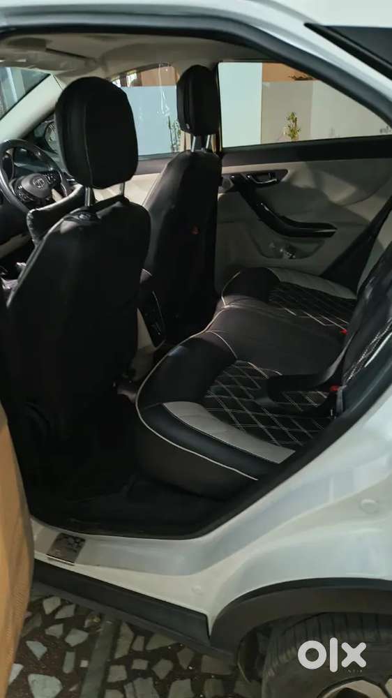 Tata Nexon Xz Plus Hs Diesel  Topend Model