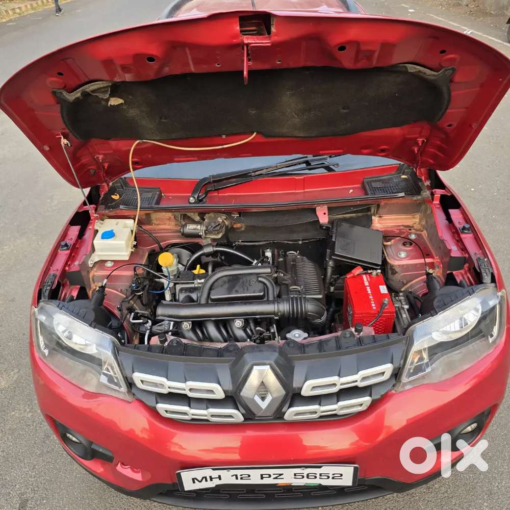 Renault Kwid Automatic 2018 Airbags Top Variant.