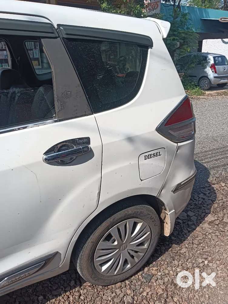 Maruti Suzuki Ertiga 2012 Diesel 150000 Km Driven