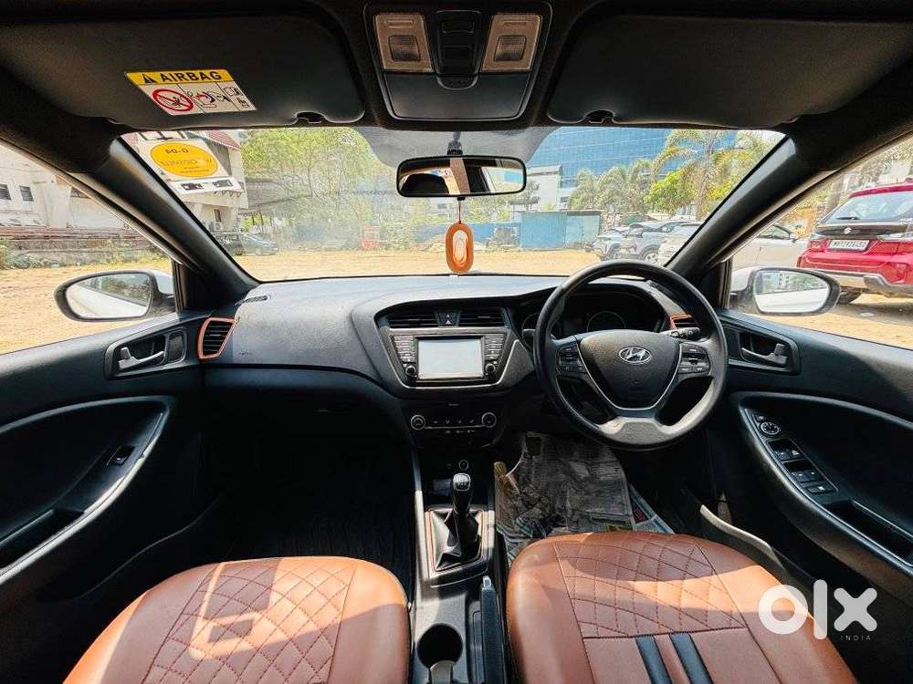 Hyundai I20 Petrol Asta Dual Tone, 2017, Petrol