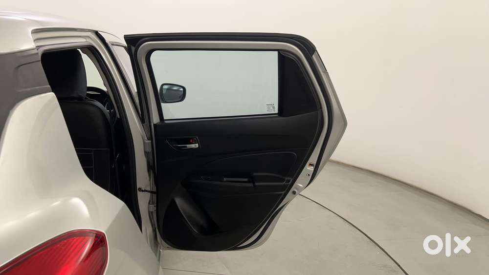 Maruti Suzuki Swift Amt Zxi, 2023, Petrol