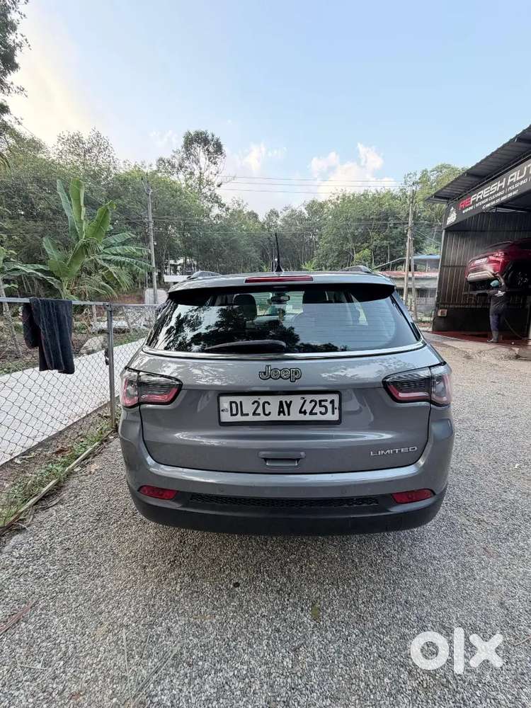 Jeep Compass Limited 2018 Petrol Automatic