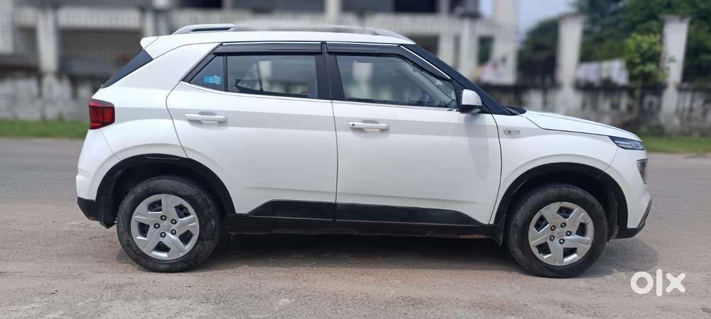 Hyundai Venue S, 2021, Petrol