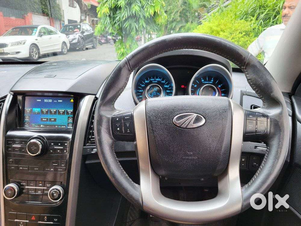 Mahindra Xuv500 W11 Option, 2021, Petrol
