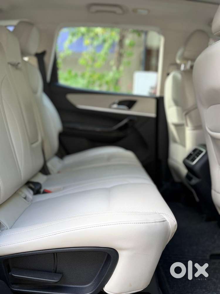 Mahindra Xuv700 2.2 Ax 7 Diesel Mt Str, 2022, Diesel