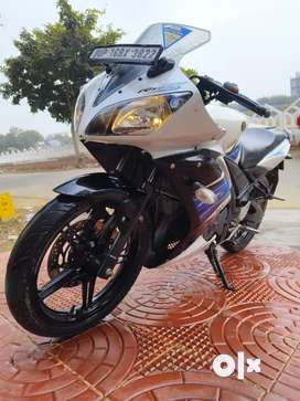 R15 bike best sale second hand olx