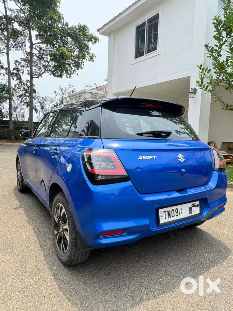 2024 Swift Zxi Plus Dual-tone Blue  Warranty Till 2030  19k Km