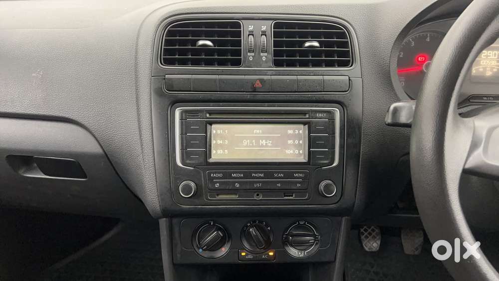 Volkswagen Polo 2009-2013 Petrol Trendline 1.2l, 2015, Petrol