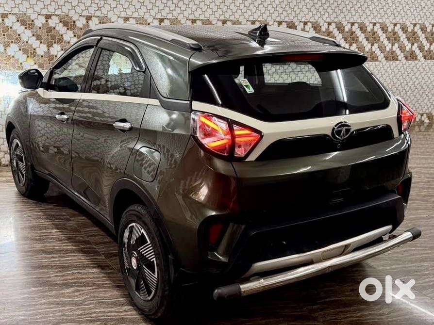 Tata Nexon 1.5 Revotorq Xm (s), 2021, Diesel