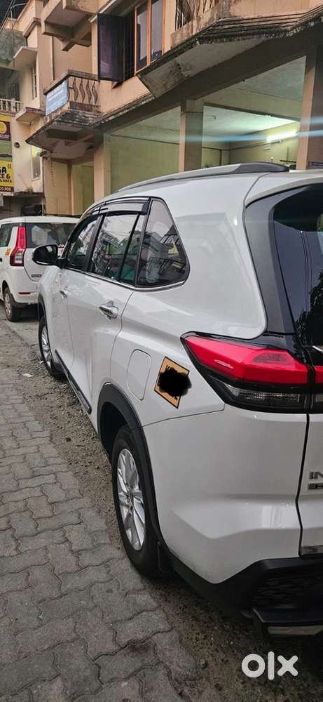 Toyota Innova Hycross 2024 Excellent Condition Immediate Sale