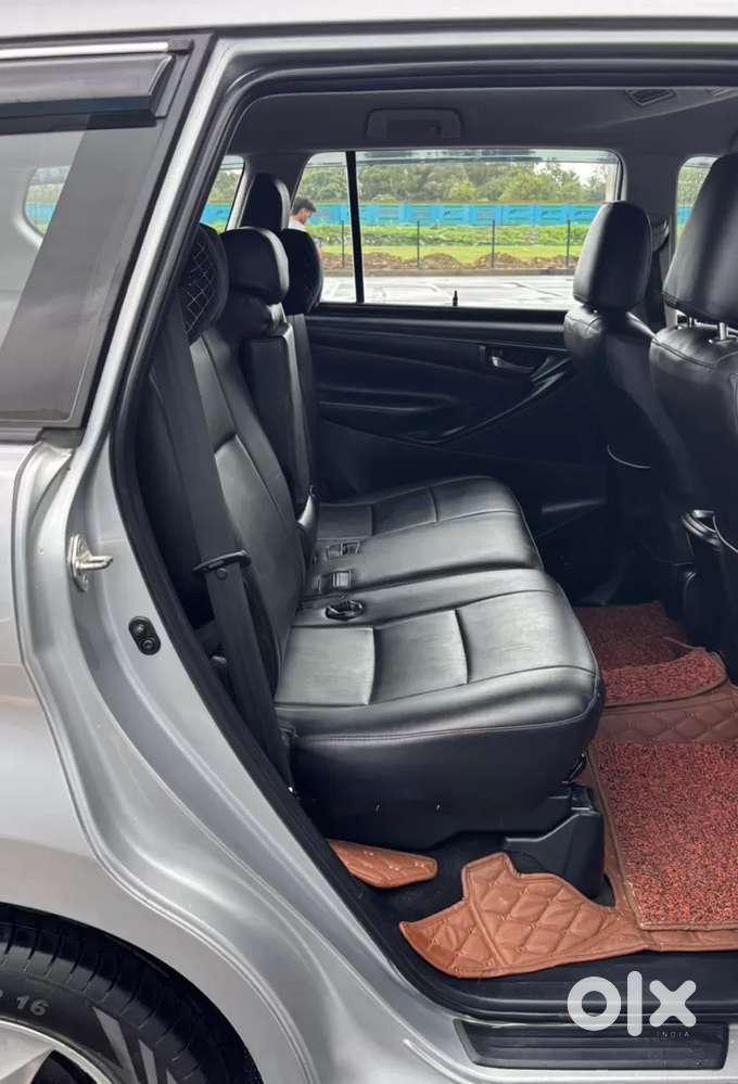 Toyota Innova Crysta [2020-ongoing] 2.4 Gx 8 Str, 2018, Diesel