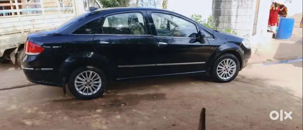 Fiat Linea 2009 Petrol 85000 Km Driven