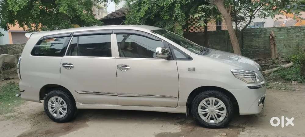 Toyota Innova 2012 Diesel 102900 Km Driven