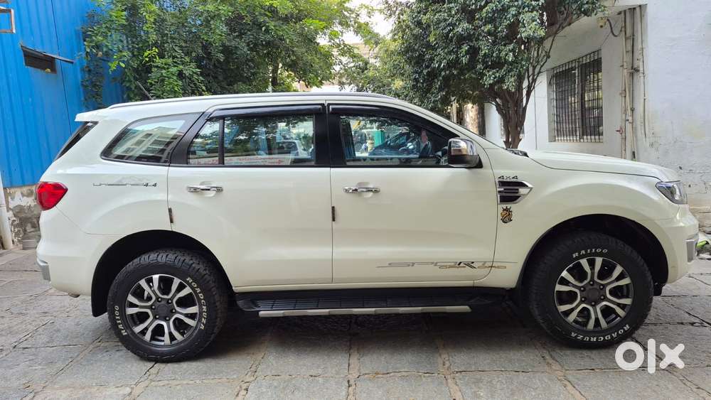 Ford Endeavour 3.2 Titanium 4x4 At, 2020, Diesel