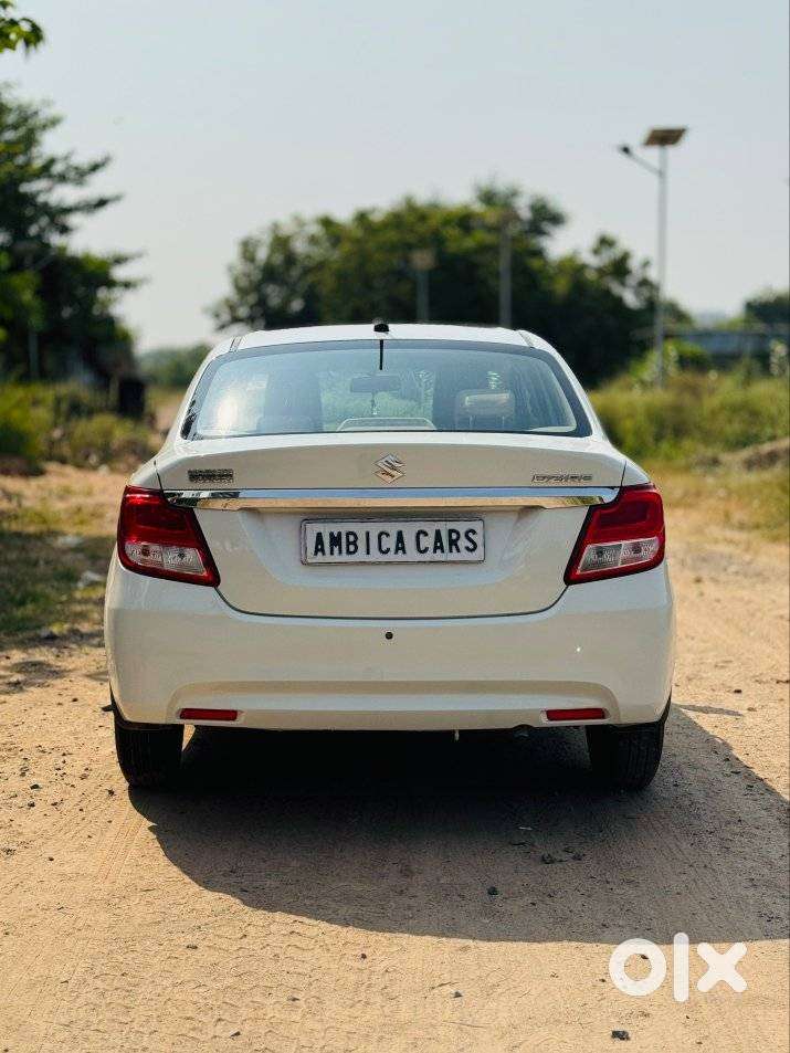 Maruti Suzuki Dzire 1.2 Vxi, 2017, Petrol