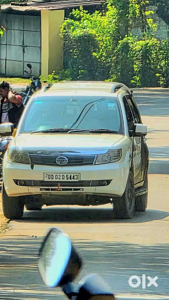 Tata Safari Storme 2013 Diesel 90000 Km Driven