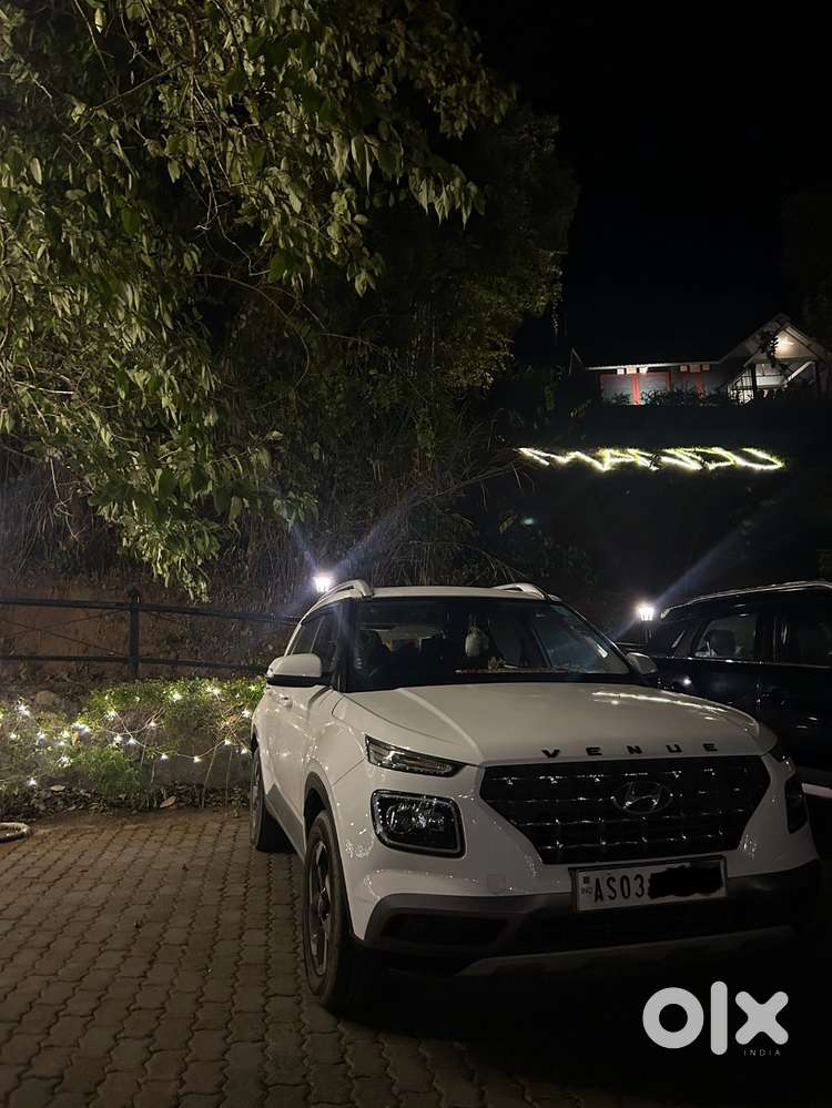 Hyundai Venue 2019 Petrol Well Maintained