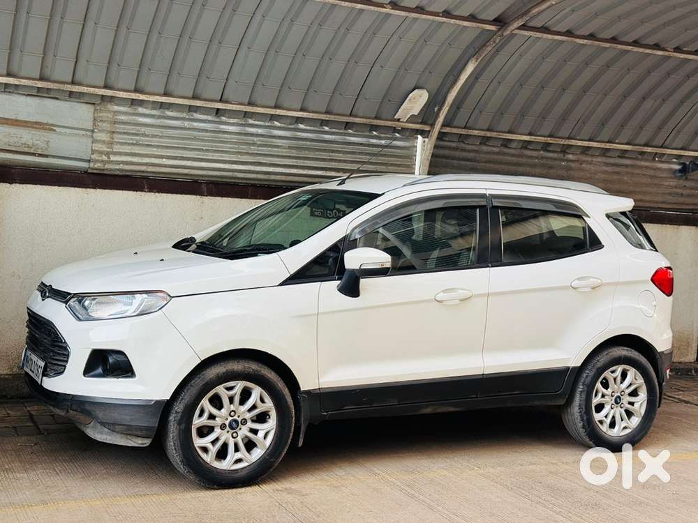 Ford Ecosport Titanium Petrol Automatic 2015 2nd Owner 77348 Km 325000