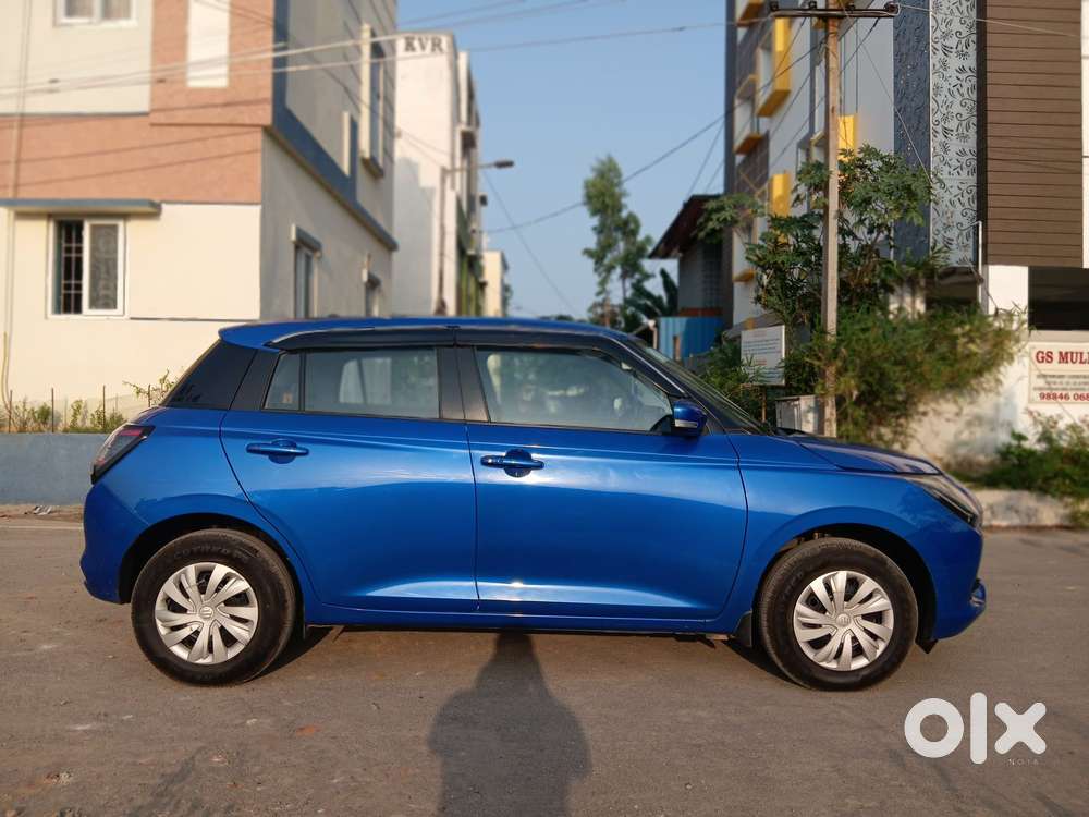 Maruti Suzuki Swift Vxi + Manual, 2024, Petrol