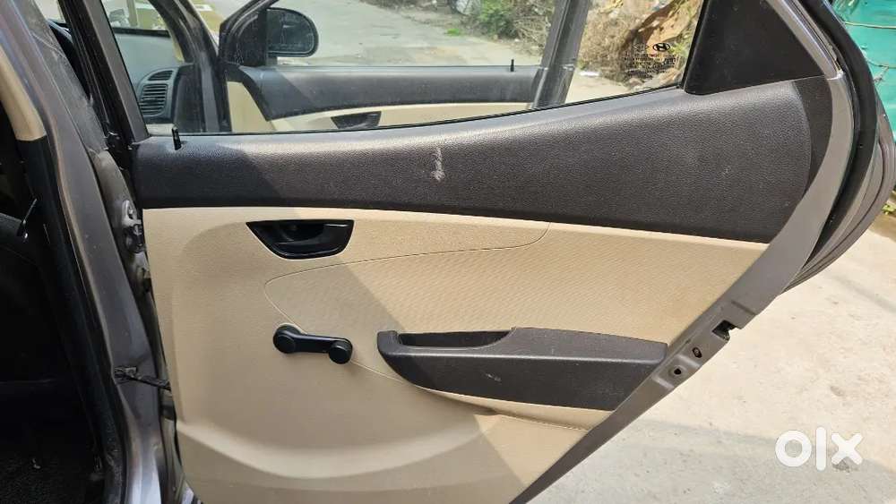 First Party फ़रवरी 2027 तक बीमा है, Ac, Power String, Power Window