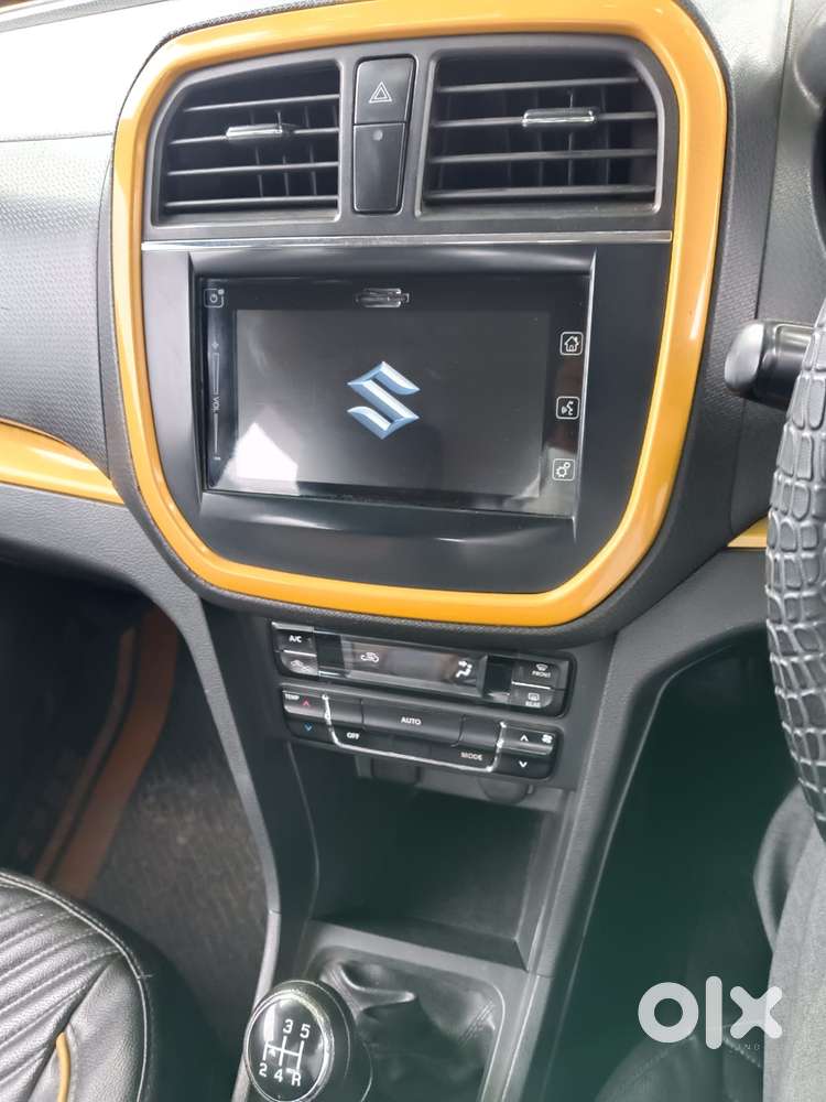 Maruti Suzuki Vitara Brezza Zdi+ Dual Tone Mt, 2016, Diesel