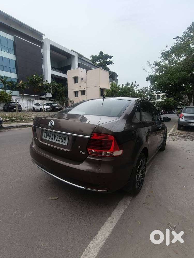 Volkswagen Vento 1.2 Tsi Highline Plus At, 2016, Petrol