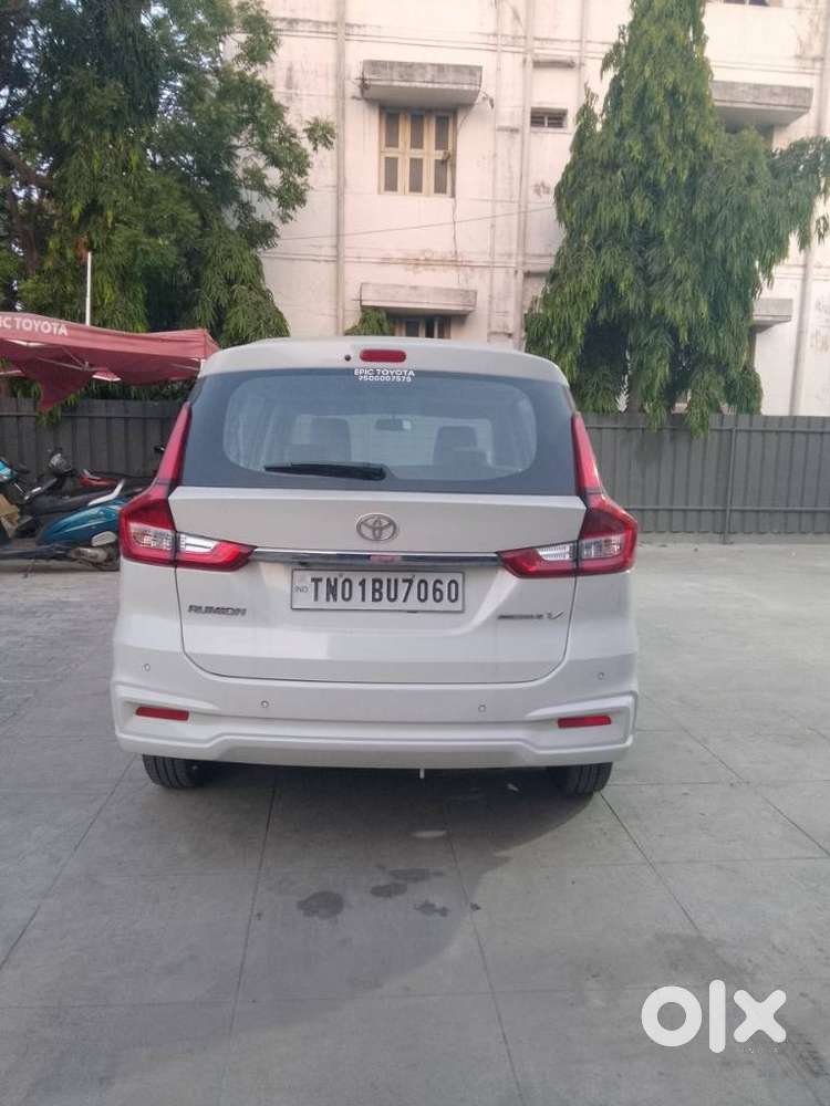 Toyota Rumion V At, 2025, Petrol