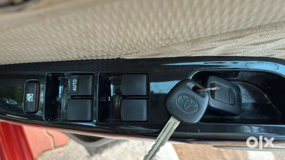 Toyota Etios Liva 1.2 V, 2019, Petrol