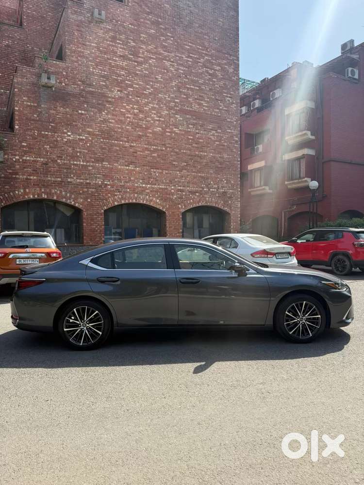 Lexus Es, 2023, Petrol