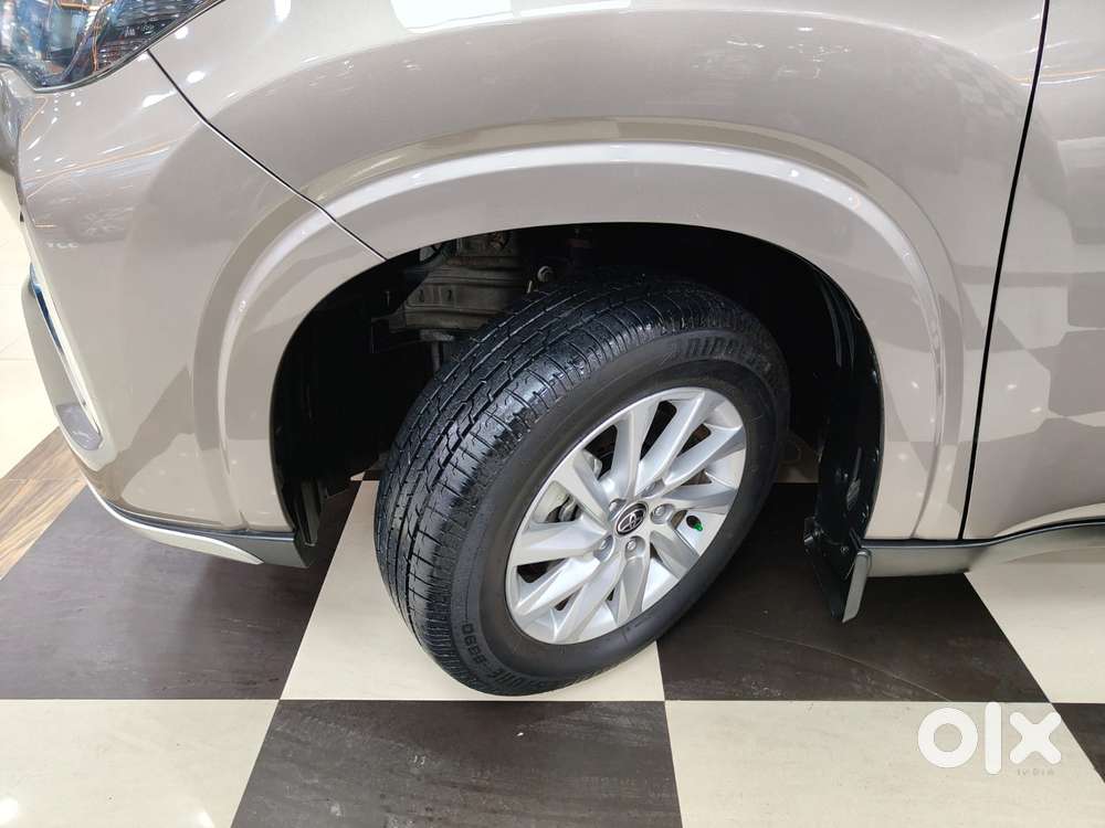 Toyota Innova Hycross 2.0 Vx Hybrid 8 Str, 2024, Electric
