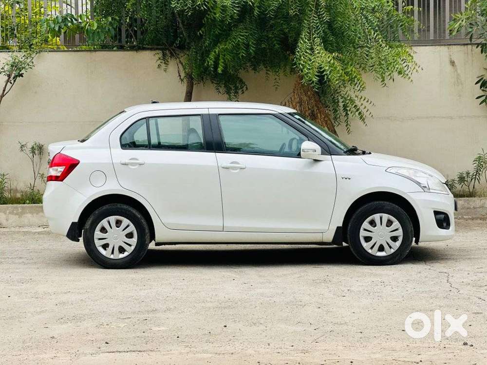 Maruti Suzuki Swift Dzire 1.2 Vxi Bsiv, 2014, Petrol