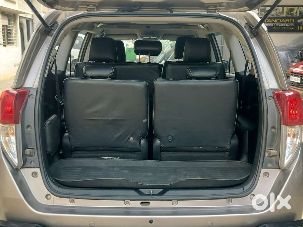 Toyota Innova Crysta 2.4 Vx Mt 8s, 2016, Diesel