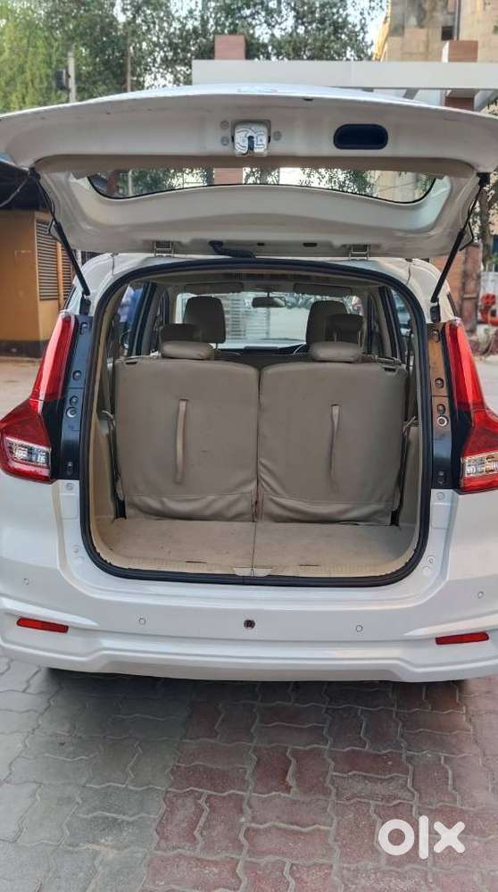 Maruti Suzuki Ertiga Vxi At Petrol, 2019, Petrol