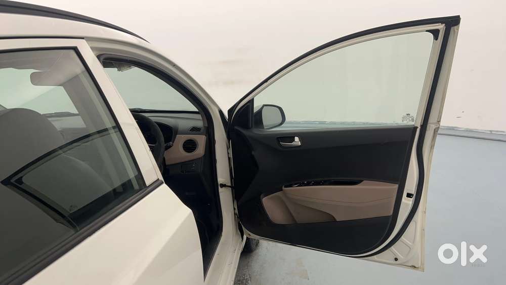 Hyundai Grand I10 1.2 Kappa Sportz, 2016, Petrol