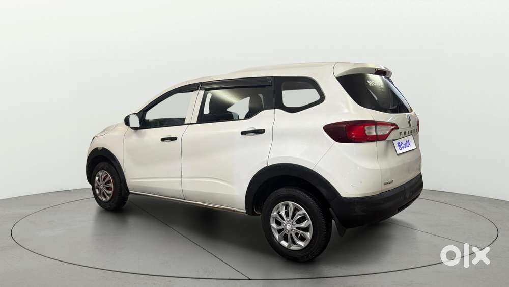 Renault Triber 1.0 Rxe, 2022, Petrol