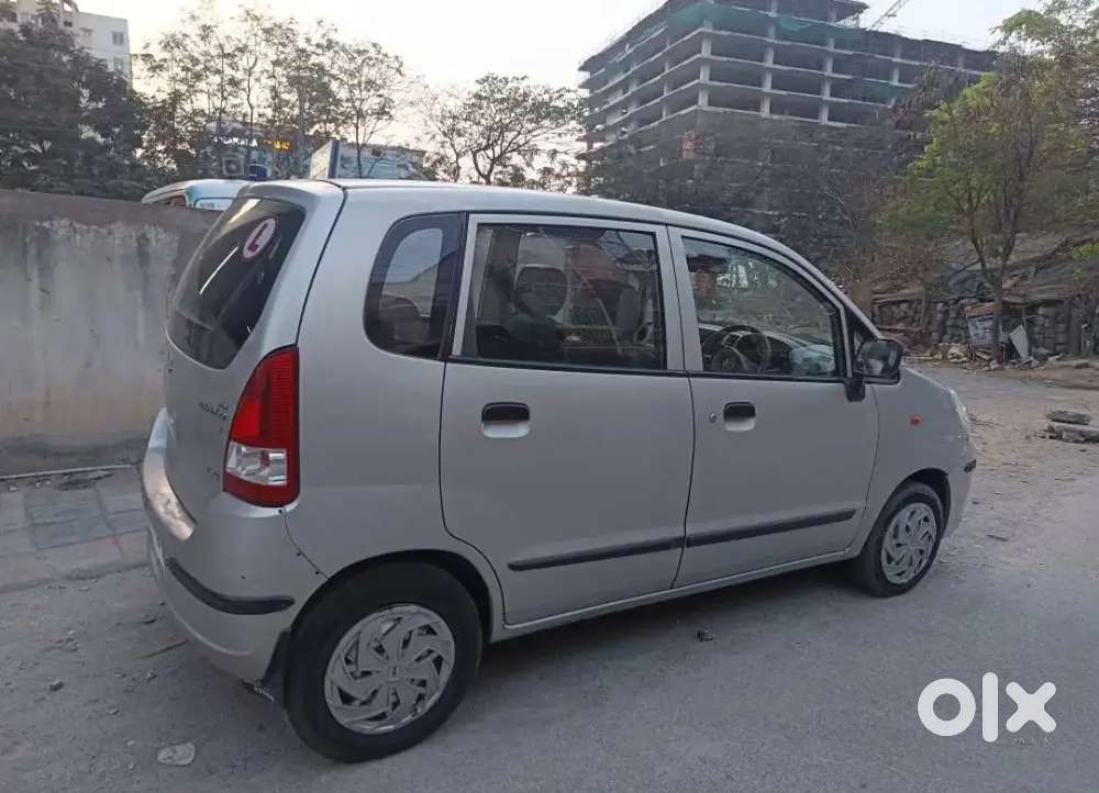 Maruti Suzuki Zen Estilo 2011