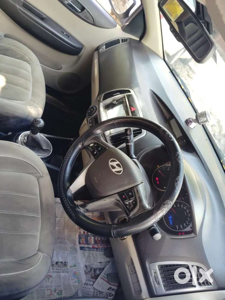 Hyundai I20 Sportz Abs 2013