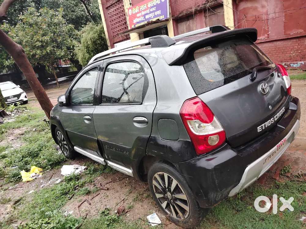 Toyota Etios Cross 1.4 2015