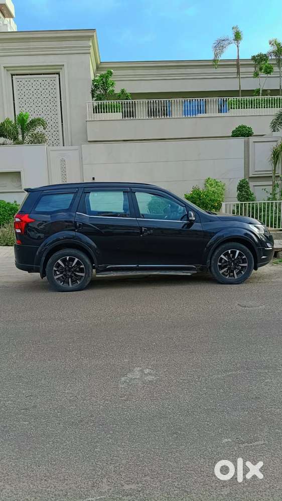 Mahindra Xuv500 W11 Option, 2019, Diesel