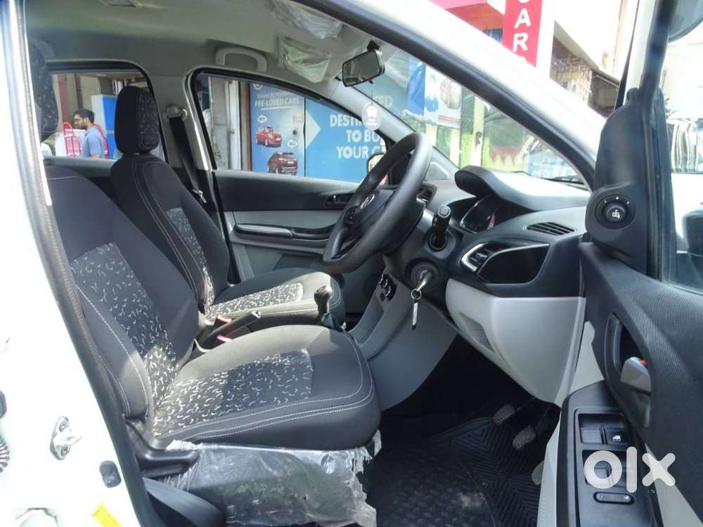 Tata Tiago 1.2 Revotron Xt (o), 2023, Petrol