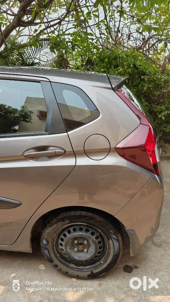 Honda Jazz 2015 Cng & Hybrids 32770 Km Driven