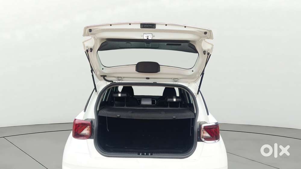 Hyundai Venue S, 2022, Petrol
