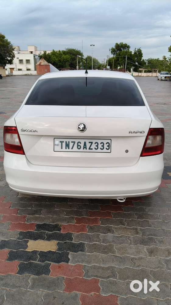 Skoda Rapid 1.5 Tdi Ambition Plus, 2015, Diesel