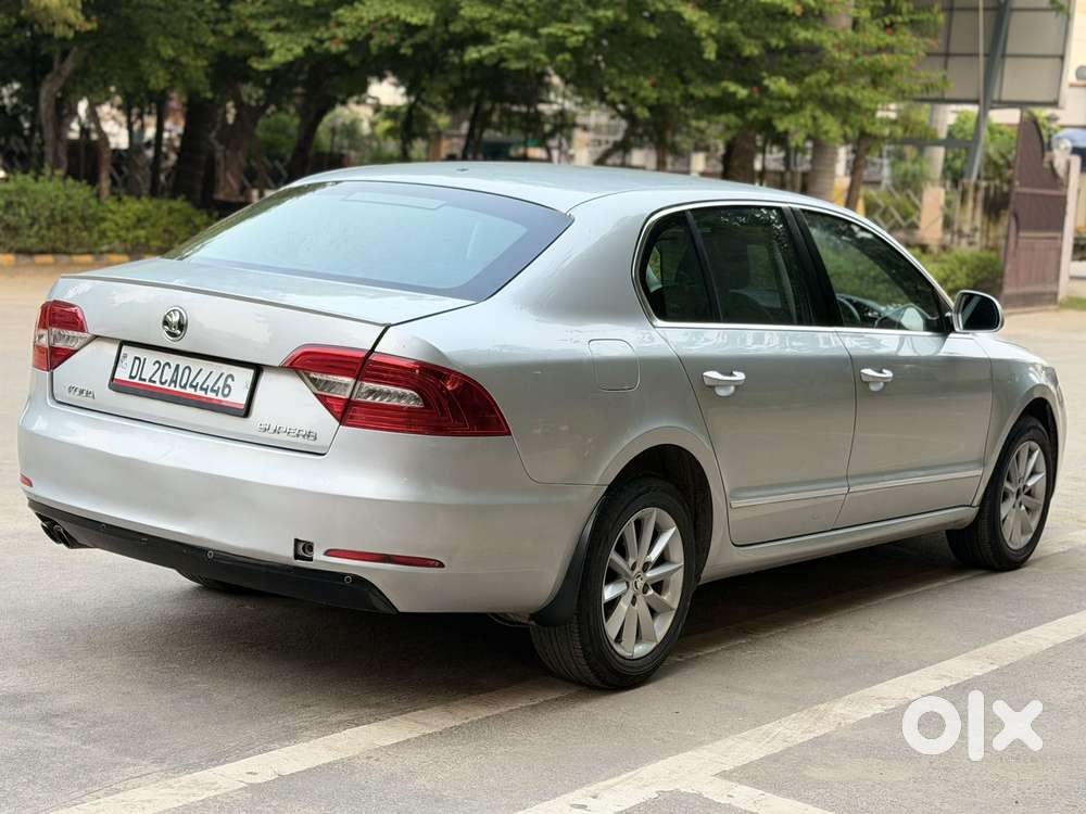 Skoda Superb 1.8 Elegance Tsi At, 2015, Petrol