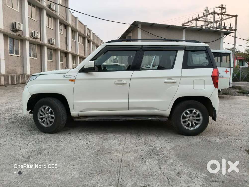 Mahindra Tuv 300 2016 Diesel Well Maintained