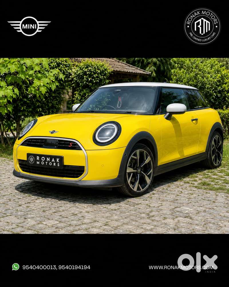 Mini Favoured Pack, 2025, Petrol